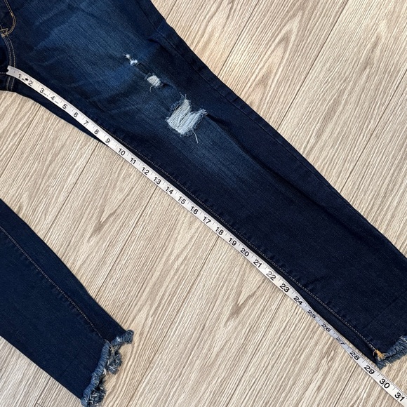 Bootlegger Jeans 👖 - Picture 7 of 8